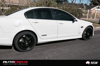HOLDEN-COMMODORE-FR
